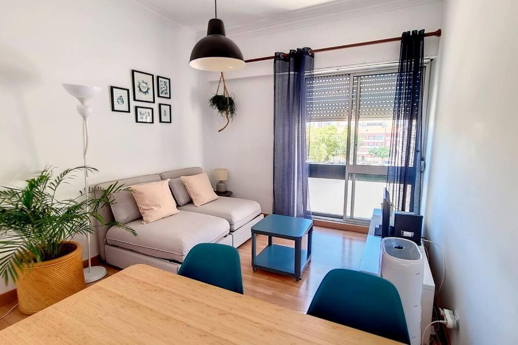 Cozy One Bedroom Apartment Lissabon Buitenkant foto